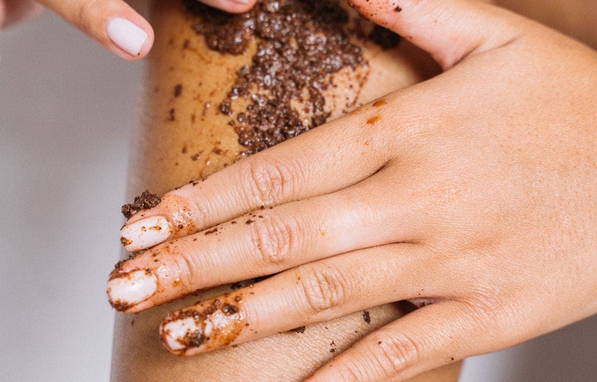 Multani Mitti and Kaolin: What Clay Actually Does to Your Skin