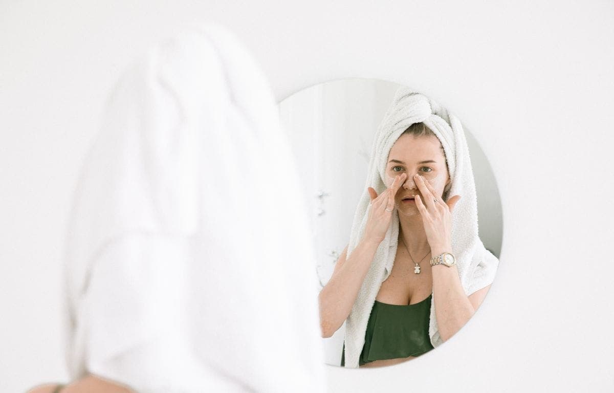 Sunscreen under makeup: what stops pilling
