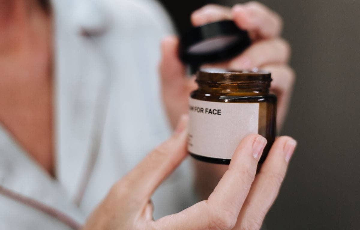 Why your face still feels oily an hour after washing